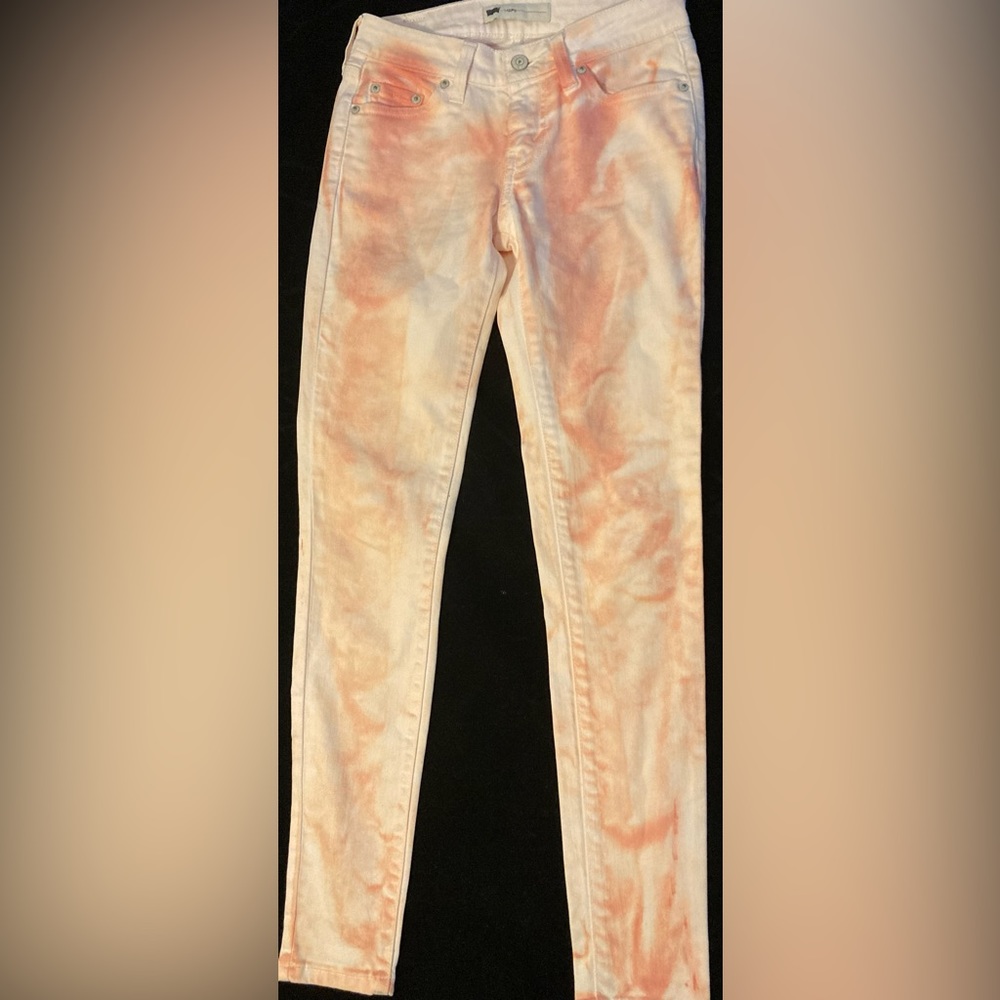 Levi’s women’s tie dye legging jeans (25X30) (NWOT)